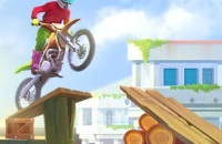 Play Moto Maniac now!